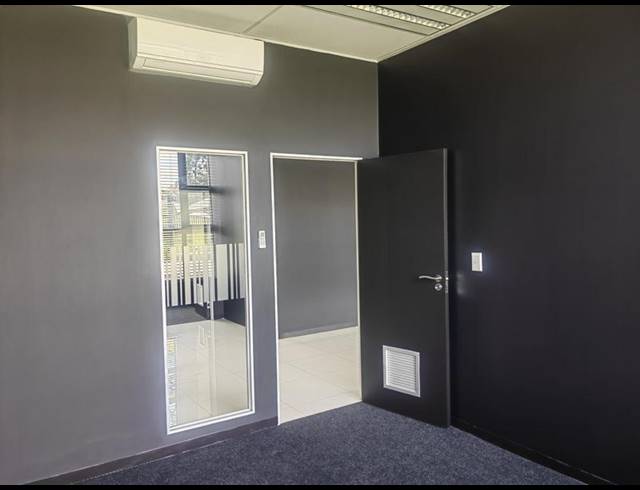 BUSINESS PROPERTY TO RENT IN BONAERO PARK